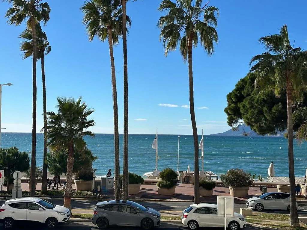 Cannes Croisette Miramar